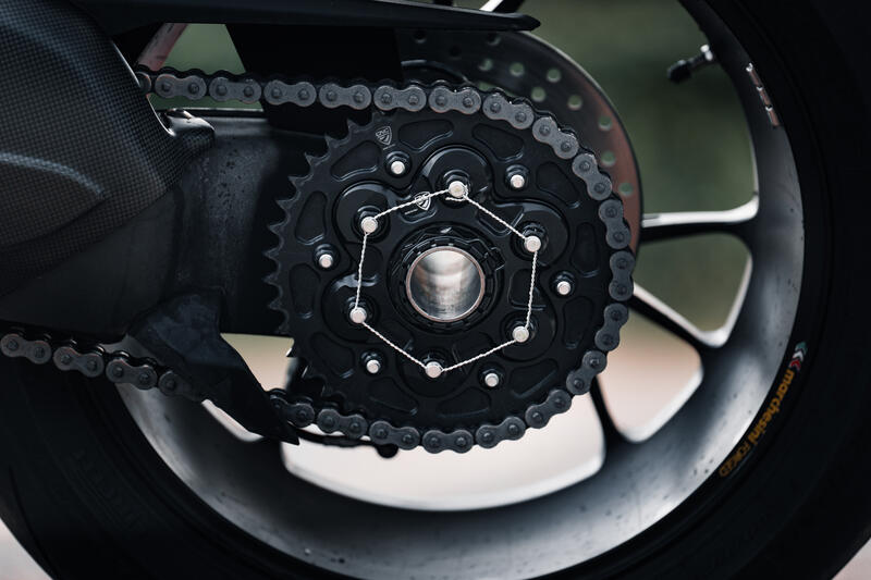 Rear sprocket flange Ducati