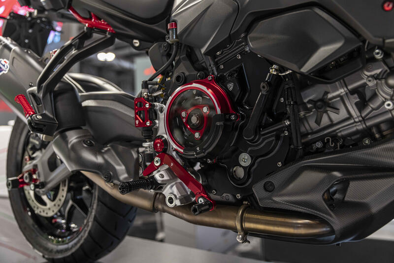 Engine lower protector in carbon for Ducati Multistrada V2 MY2025