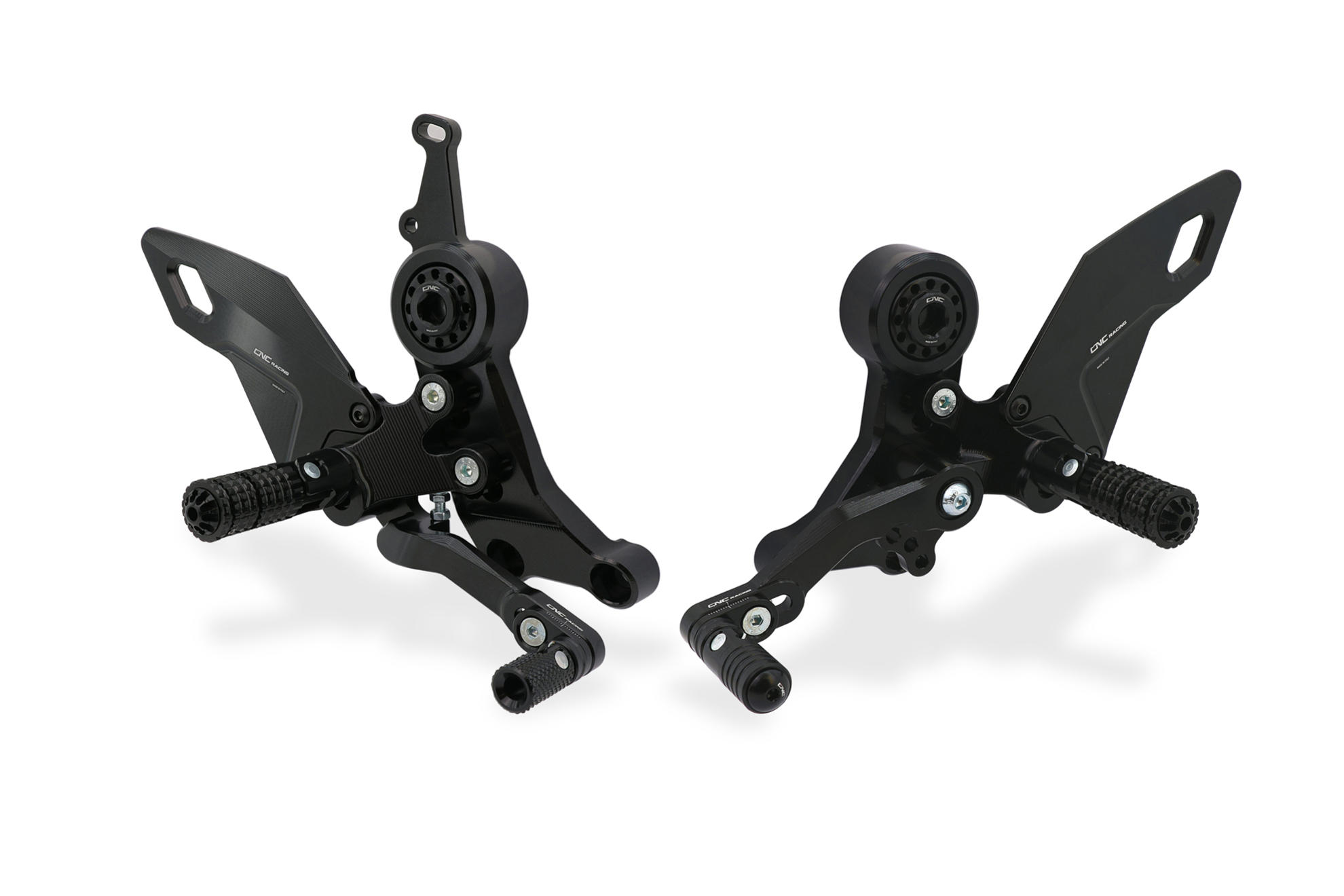 Adjustable rear sets rider Ducati Monster 937 | Cnc Racing