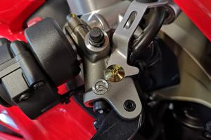 FRONT BRAKE/CLUTCH FLUID TANK BRACKET SCREW - TITANIUM Gold