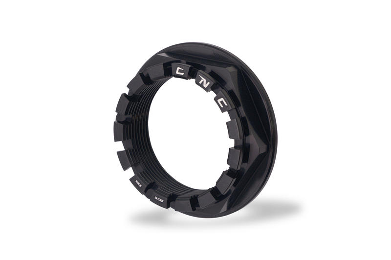 Rear wheel nut RH Ducati Black