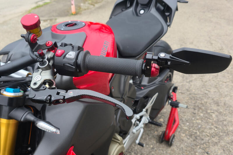 Clutch Lever Race EVO Folding Glossy Carbon for Brembo semi-radial master cylinders Black