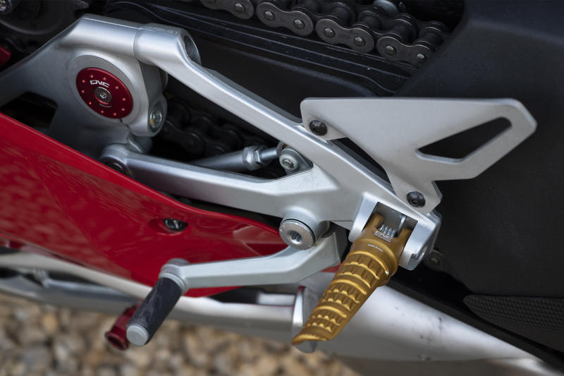 Footpegs for OEM rearsets Ducati LIGHT - driver Gold