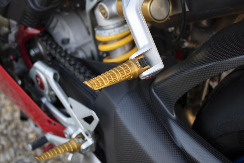 Footpegs for OEM rearsets Ducati LIGHT - passenger Gold