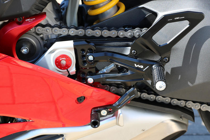 Pedane regolabili Ducati Panigale V4 - EASY Black