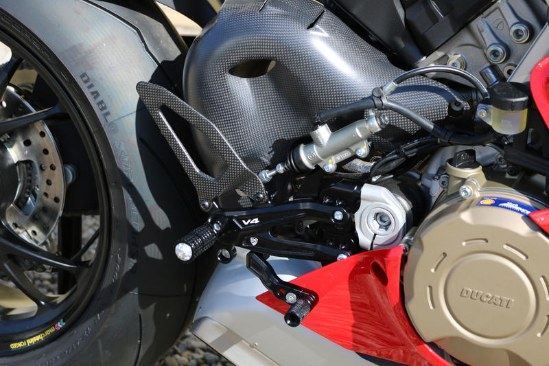 Adjustable rear sets RPS Ducati Panigale V4 - Carbon Black