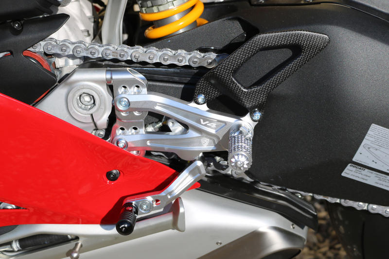 Adjustable rear sets RPS Ducati Panigale V4 - Carbon Silver