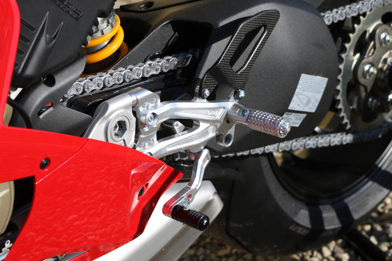 Adjustable rear sets RPS Ducati Panigale V4 - Carbon Silver