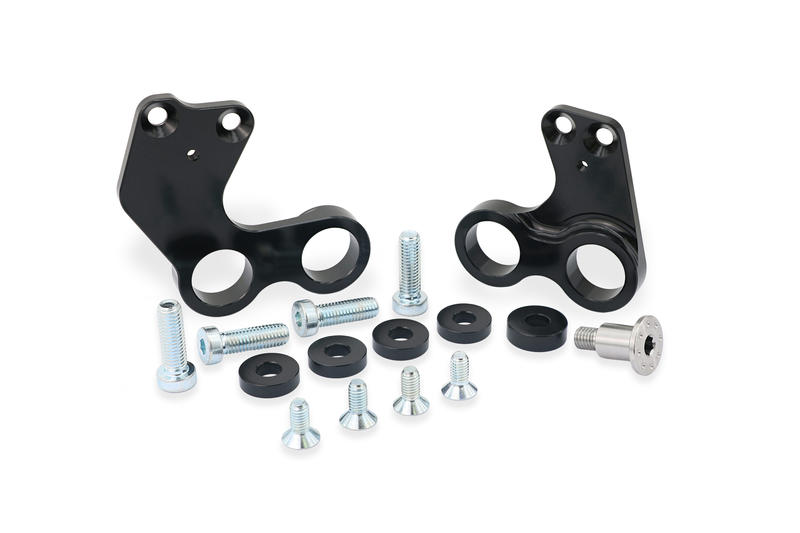 Kit supporto scarico Arrow per MV Agusta Superveloce con pedane PE227 Black
