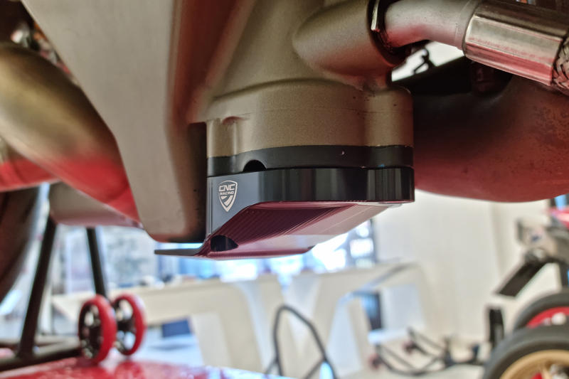 Oil pan protector Ducati Panigale / Streetfighter V4 Black