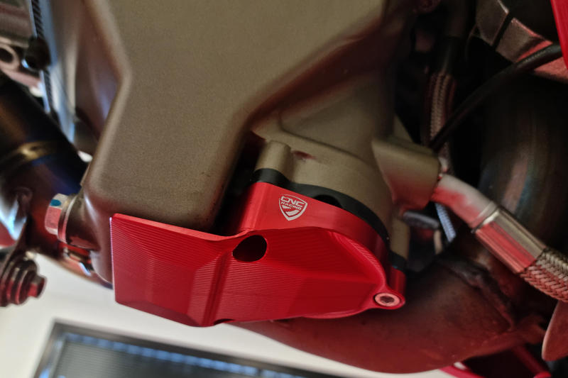 Oil pan protector Ducati Panigale / Streetfighter V4 Red