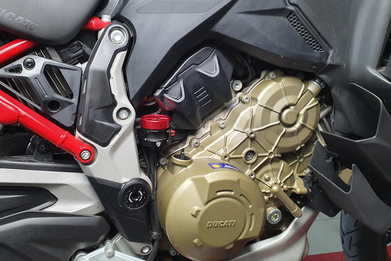 Fascetta serbatoio fluido freno posteriore Ducati Multistrada V4 Black
